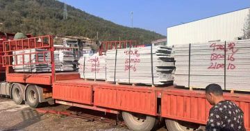 萍乡 芝麻灰花岗岩光面毛板出货日常