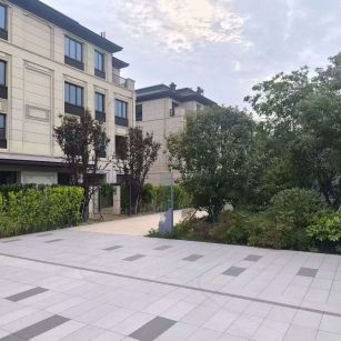 萍乡 芝麻白与芝麻白搭配铺装，尺寸1200*600