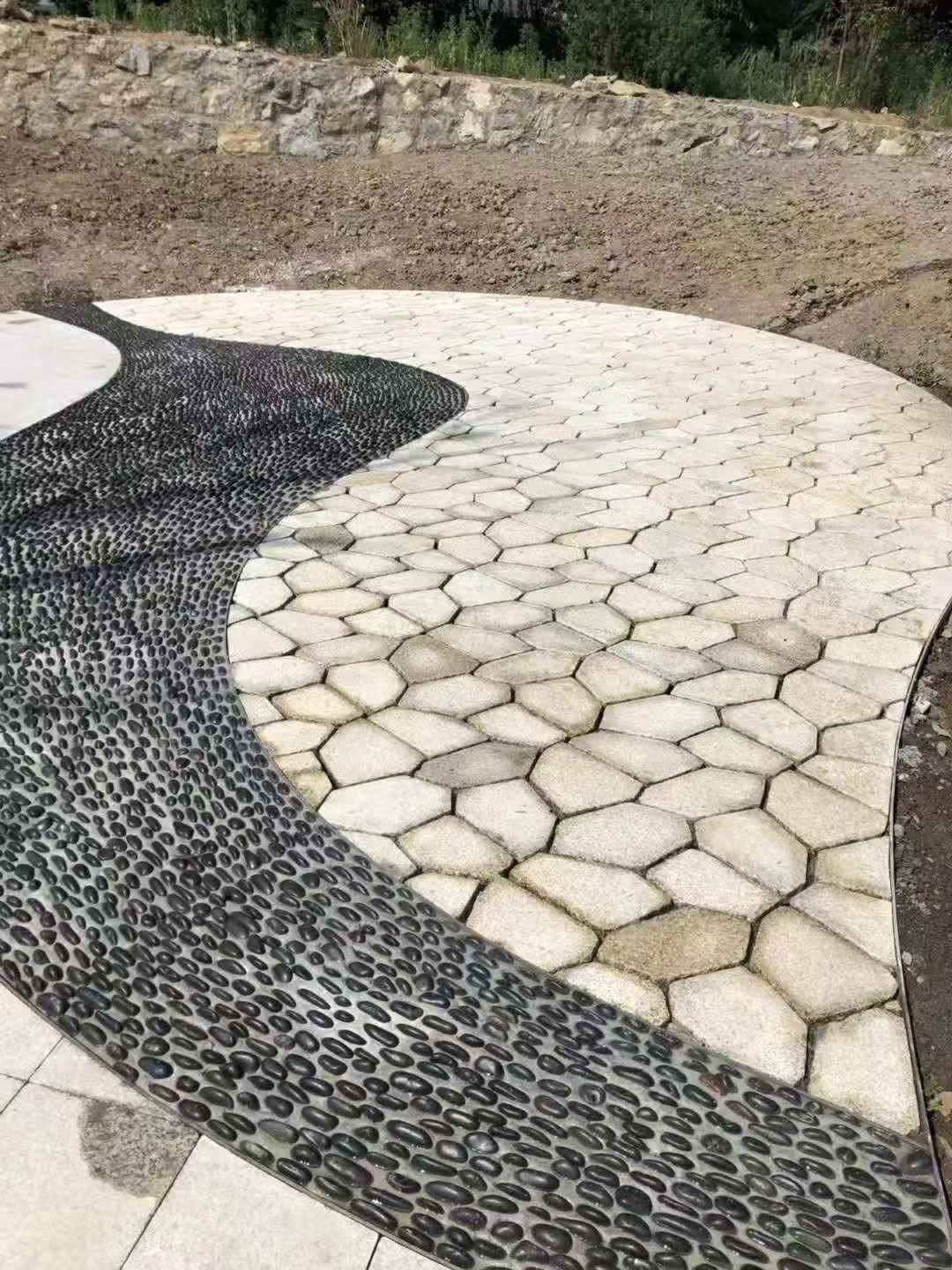 萍乡 黄金麻冰裂缝室外铺装效果完美展示