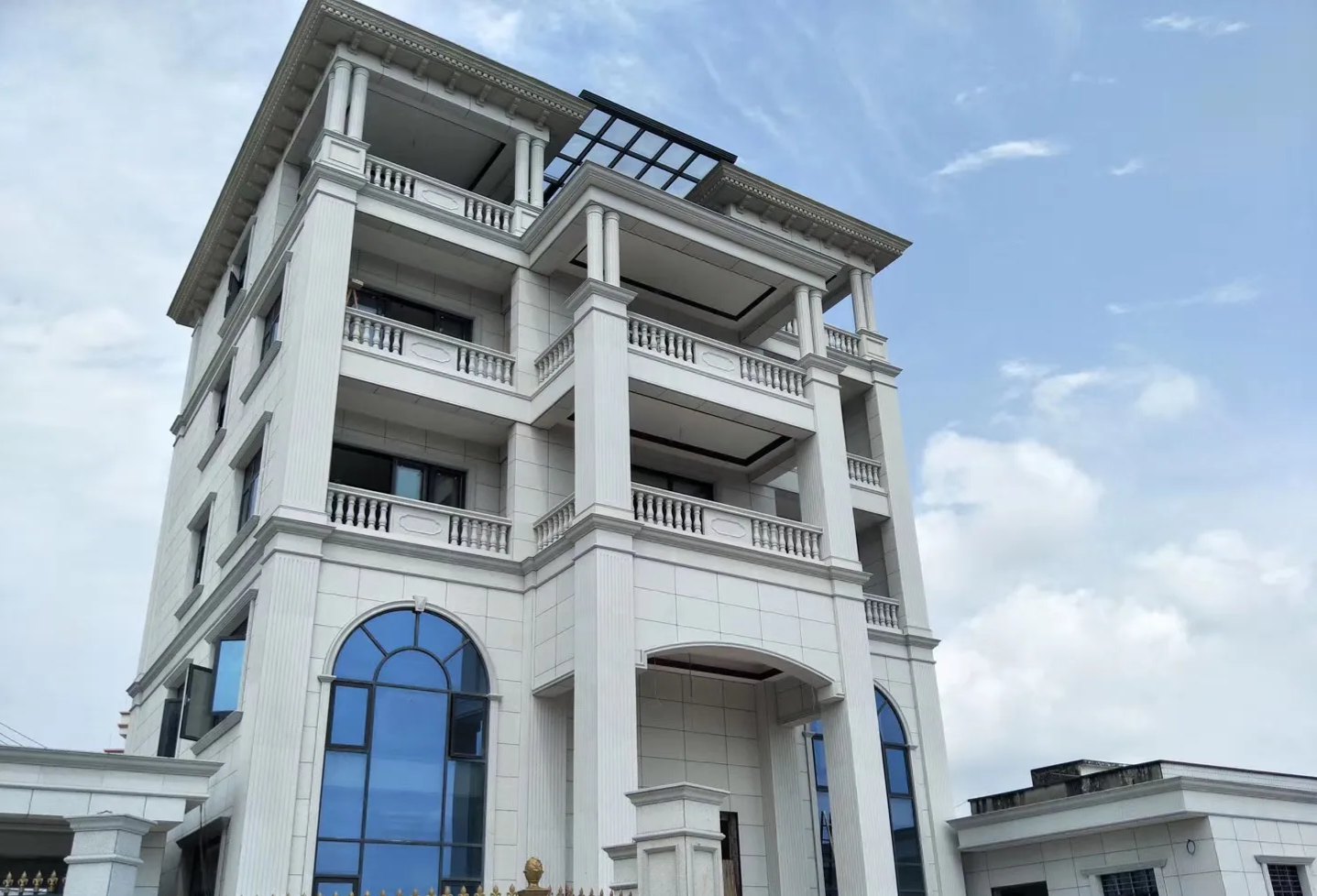 萍乡芝麻白别墅干挂效果展示