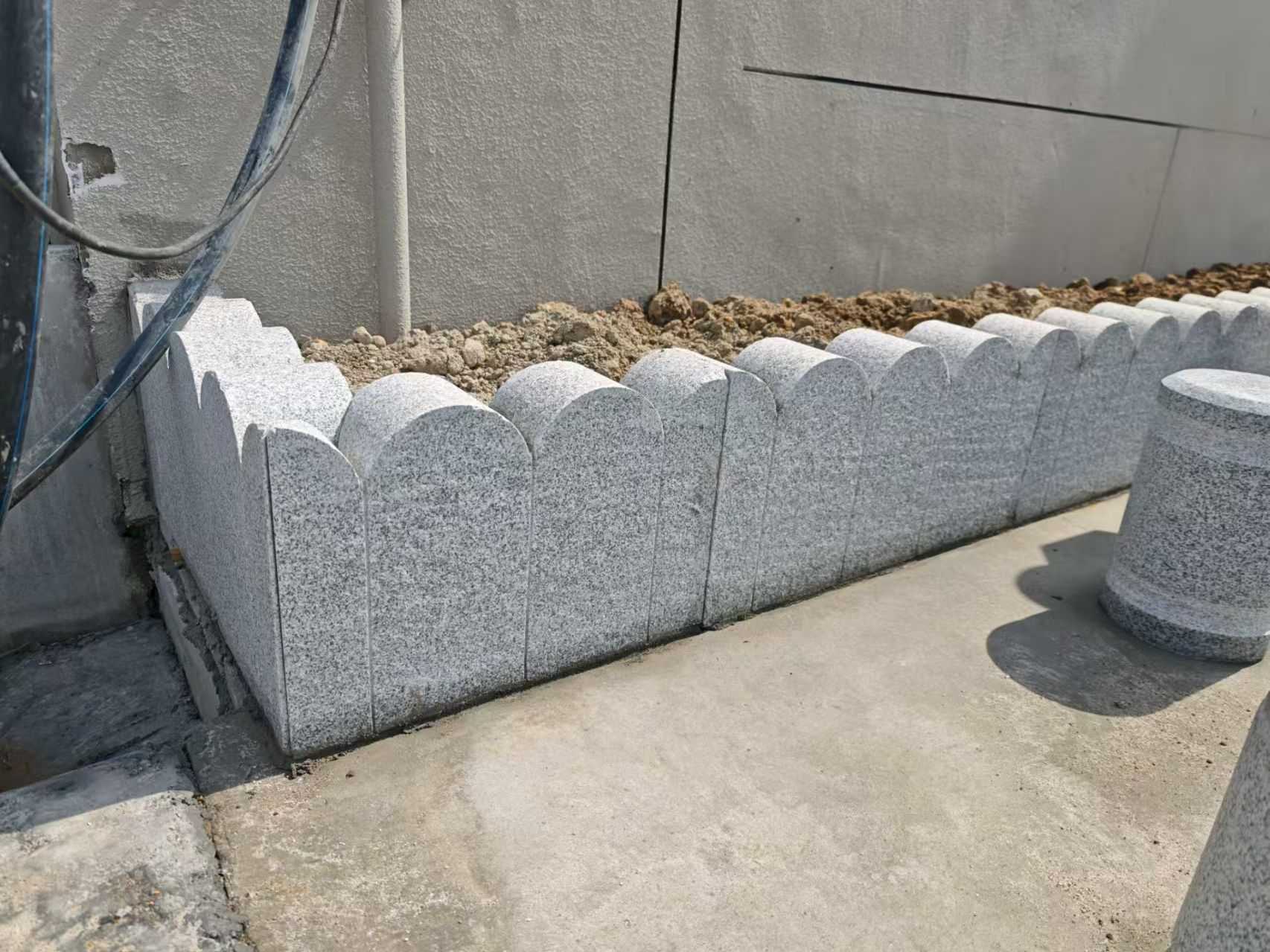 萍乡 芝麻白花岗岩花边石铺装效果图